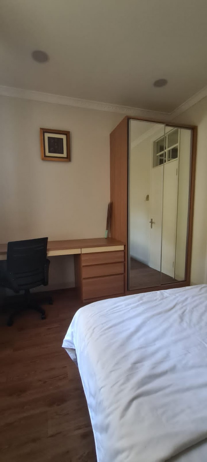 Rumah Disewakan di Taman Beverly Lippo Cikarang